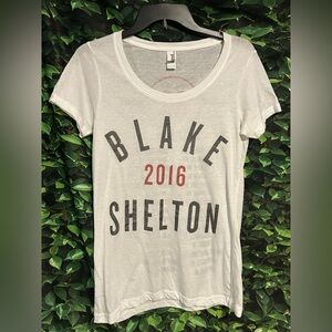 Blake Shelton 2016 On Tour Concert T Shirt White Sparkle Anvil Women’s Small